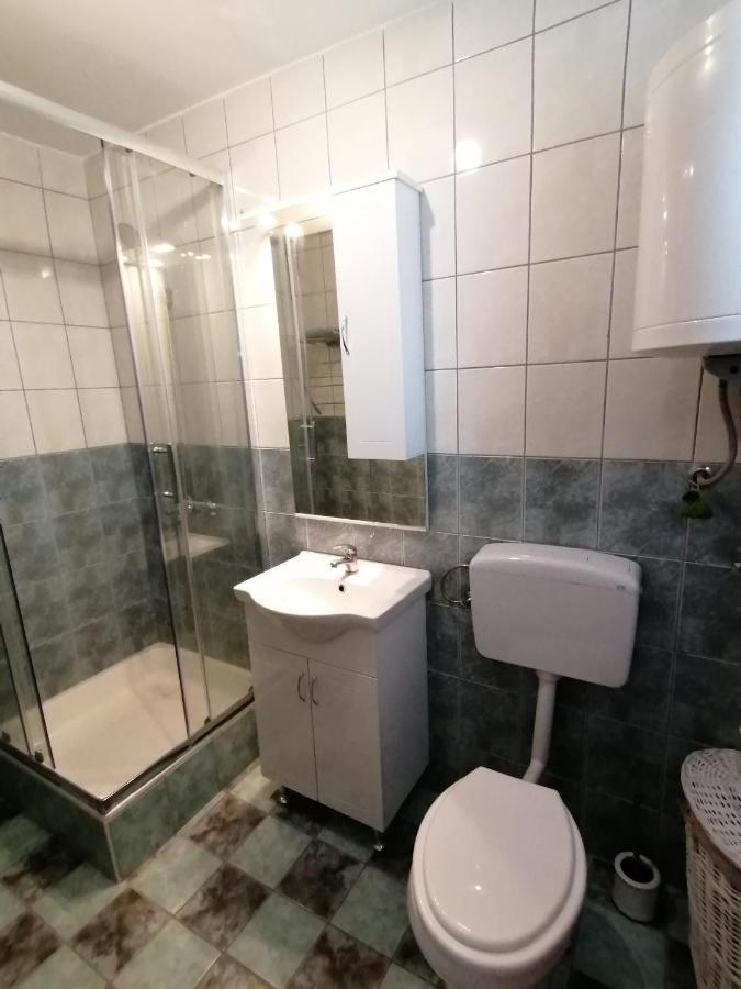 Apartment Vesna Vir Exterior foto